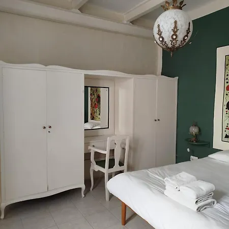 Heritage Treasure 2 Apartment